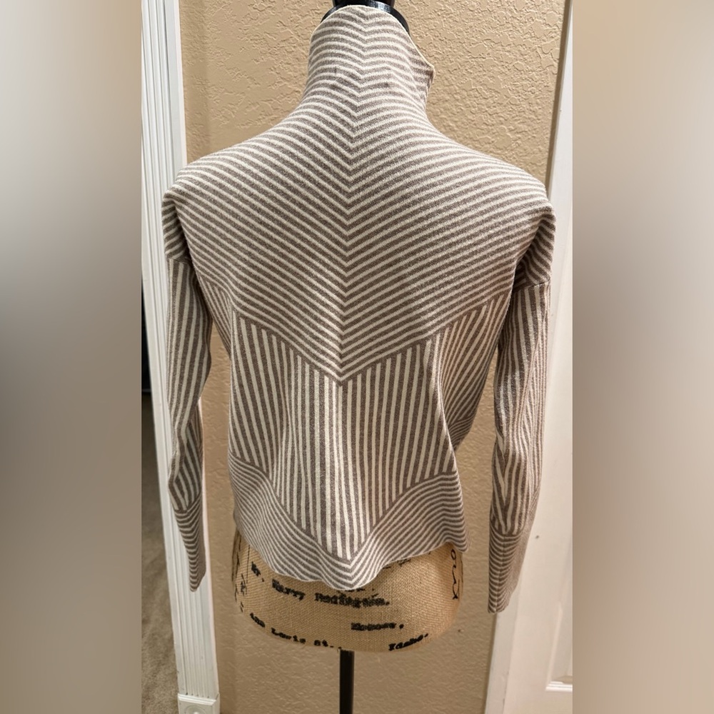 Cynthia Rowley Cynthia Rowley Geometric Mock-neck Sweater - Picture 5 of 6